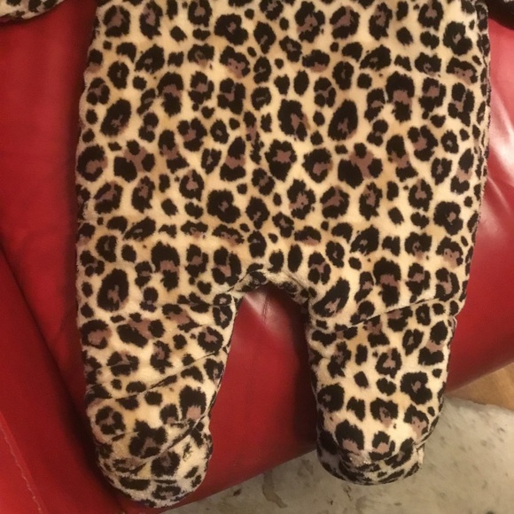 Juicy Couture baby girl leopard print hooded bunting snowsuit pink trim 6-9 mo - Picture 8 of 11